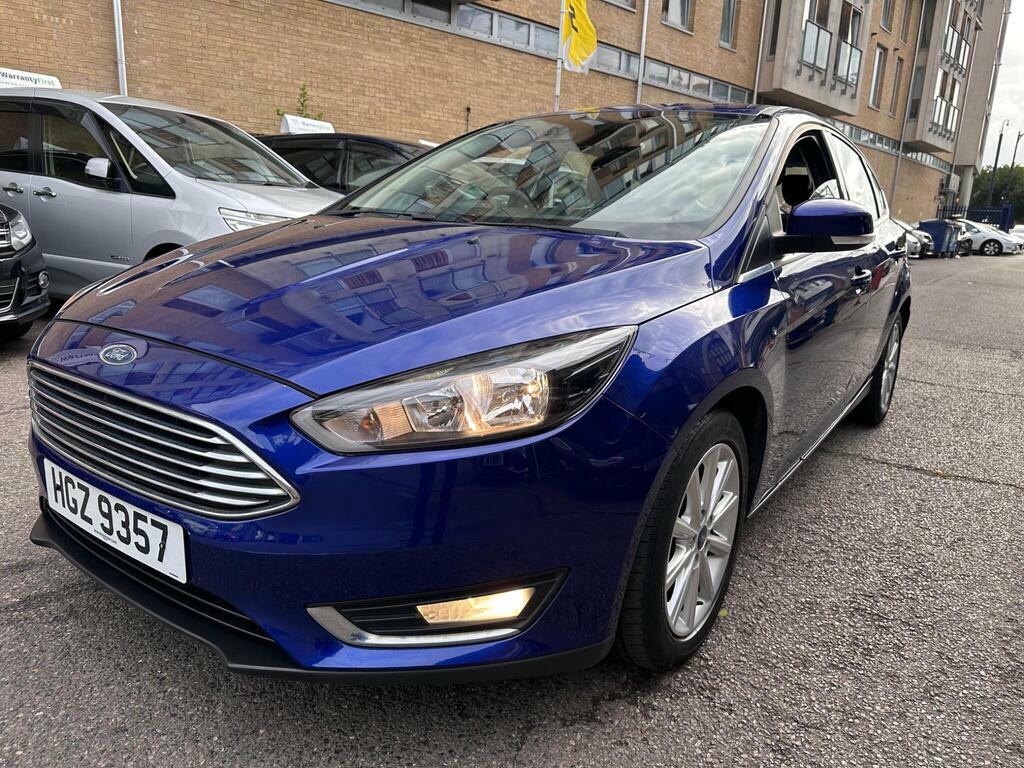 Ford Focus 1.0T Ecoboost Titanium Euro 6 S S HGZ9357 Blue #4