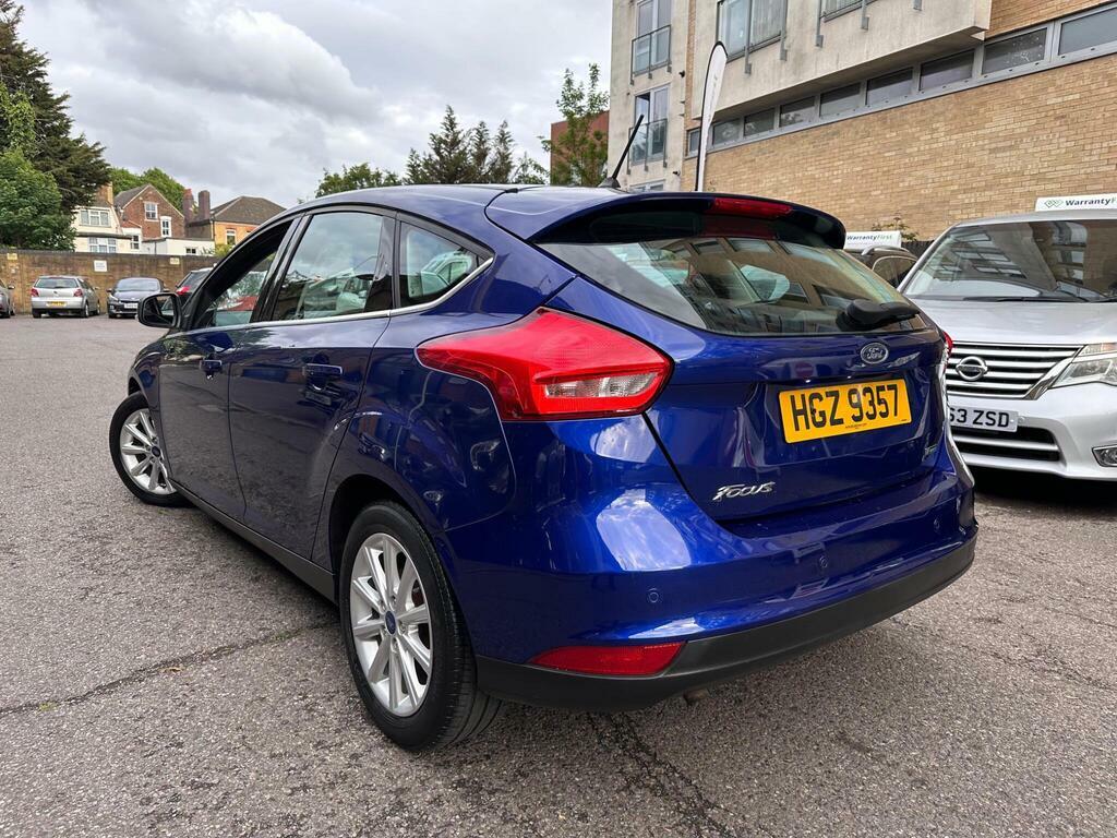 Ford Focus 1.0T Ecoboost Titanium Euro 6 S S HGZ9357 Blue #5