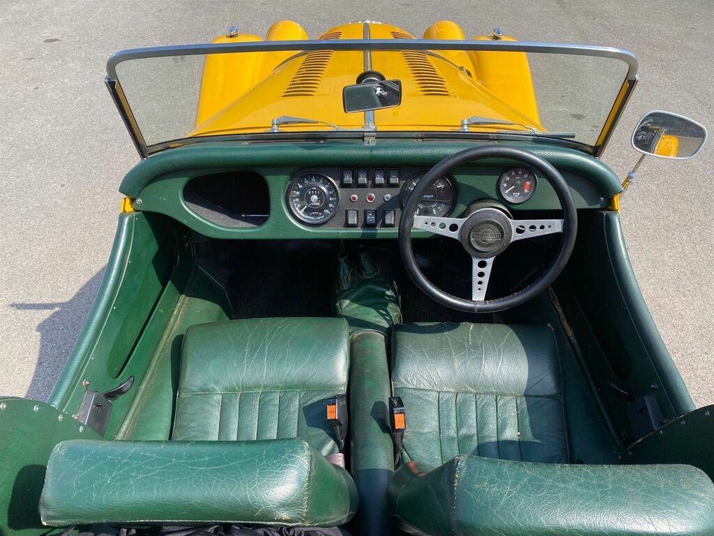 Morgan 4/4 Manual MOE332P Yellow #5
