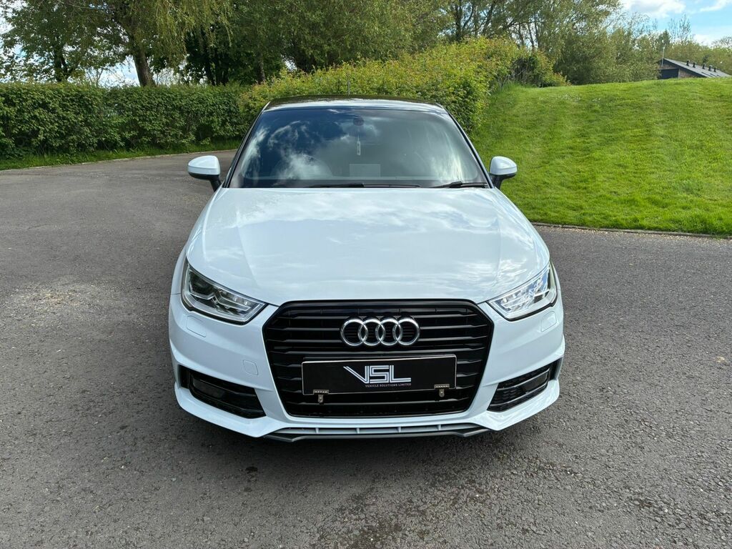 Audi A1 Manual VE18OTP Black #5