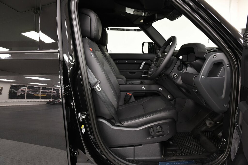 Land Rover Defender 110 D300 Mhev X-dynamic Hse Black #6