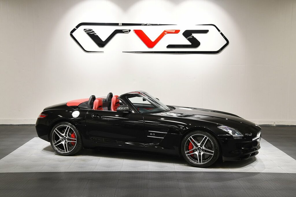 Mercedes-Benz SLS Amg Roadster Black