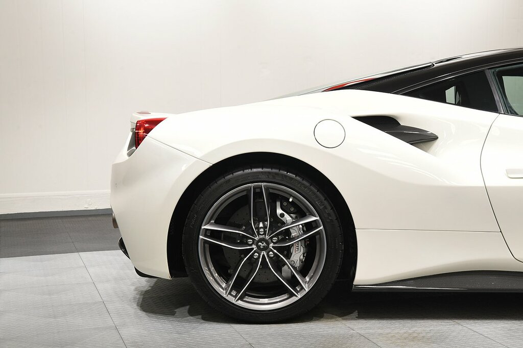 Ferrari 488 488 Gtb S-a Red #49