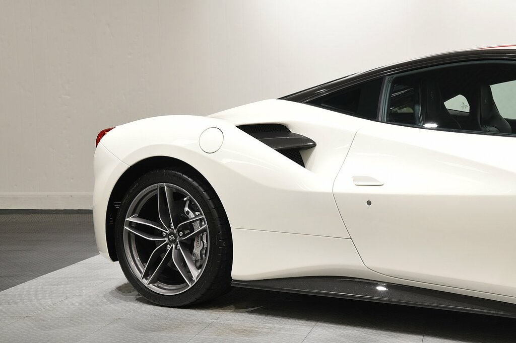 Ferrari 488 488 Gtb S-a Red #51