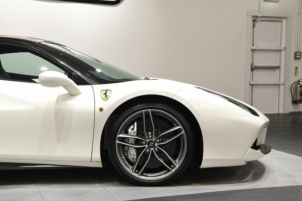 Ferrari 488 488 Gtb S-a Red #38