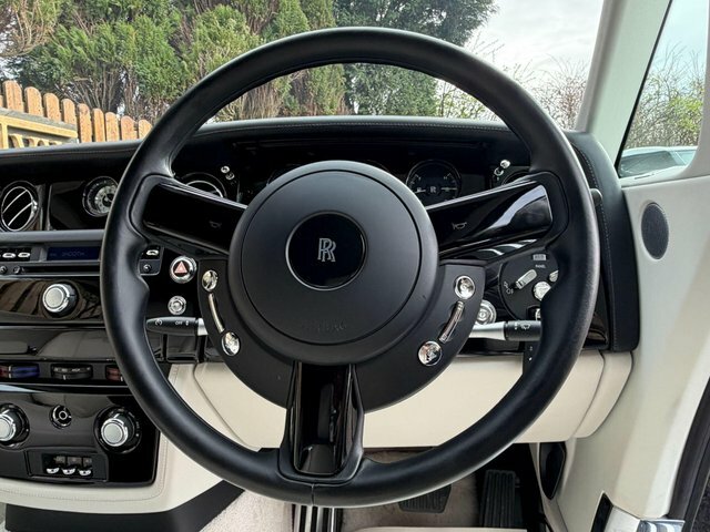 Rolls-Royce Phantom Petrol  #32