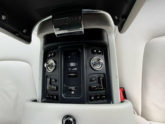 Rolls-Royce Phantom Petrol  #27