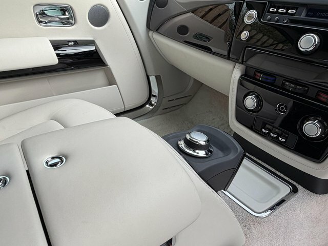 Rolls-Royce Phantom Petrol  #24