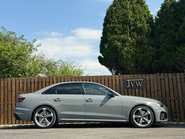 Audi A4 Automatic YA21WJU Black #2