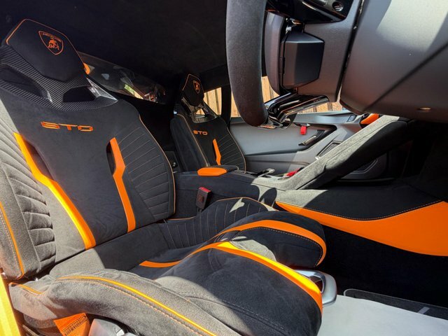 Lamborghini Huracan Automatic Orange #5