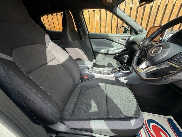 Nissan Juke Juke N-connecta Dig-t LV20TKZ White #6