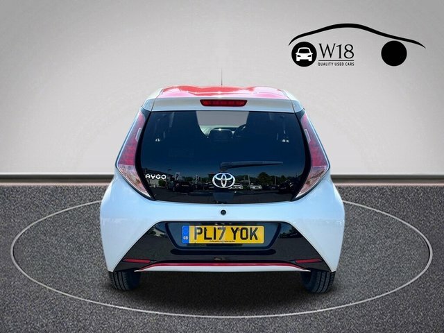 Toyota Aygo Vvt-i X-press Hatchback PL17YOK White #4