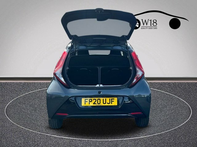 Toyota Aygo Vvt-i X-play Hatchback FP20UJF Grey #5