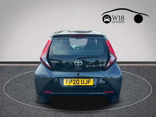 Toyota Aygo Vvt-i X-play Hatchback FP20UJF Grey #4