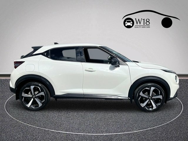 Nissan Juke Dig-t N-connecta Suv LY69ENV White #2