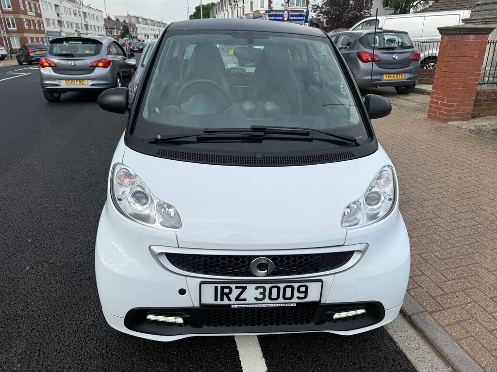 Smart Fortwo Coupe 1.0 Mhd Edition21 Coupe Softtouch Euro IRZ3009 White #2