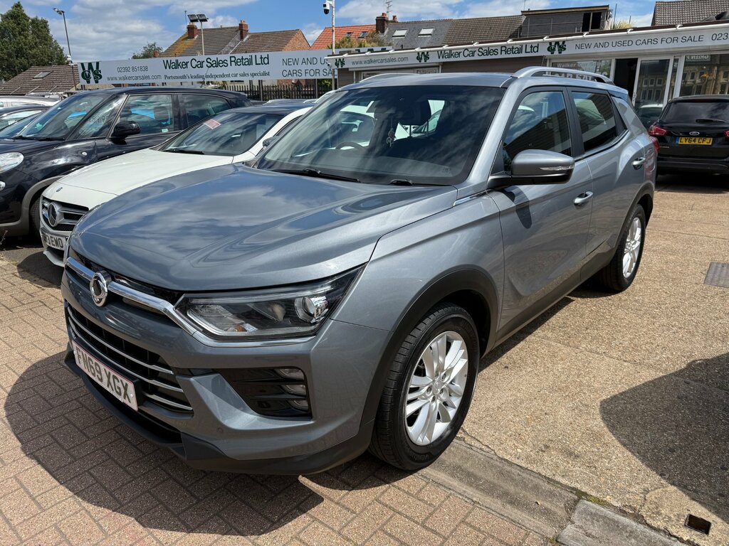 SsangYong Korando 1.6D Pioneer Suv Euro 6 136 Ps Grey