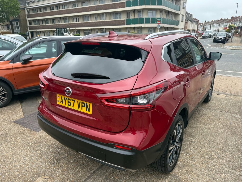 Nissan Qashqai 1.2 Dig-t N-connecta Suv Euro 6 AY67VPN Red #4