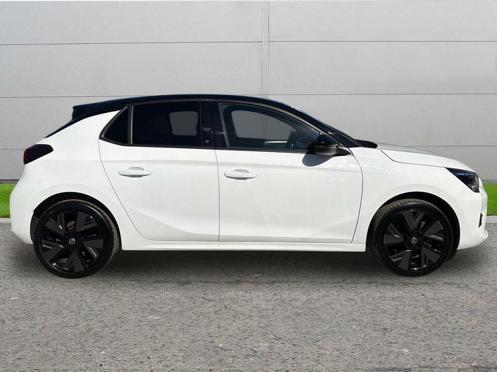 Vauxhall Corsa-e 50Kwh Sri Nav Premium 7.4Kw Charger PJ71ZFL White #4