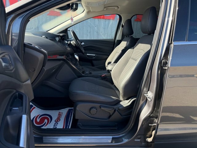 Ford Kuga Suv MT67UNB Grey #2