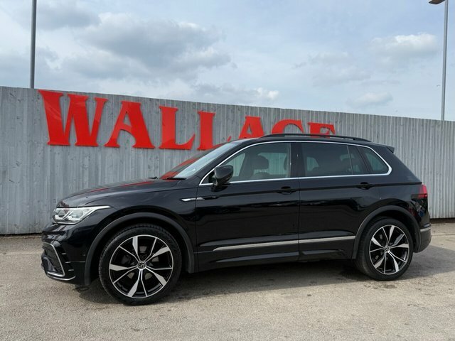 Volkswagen Tiguan Suv GJ23UCN Black #5