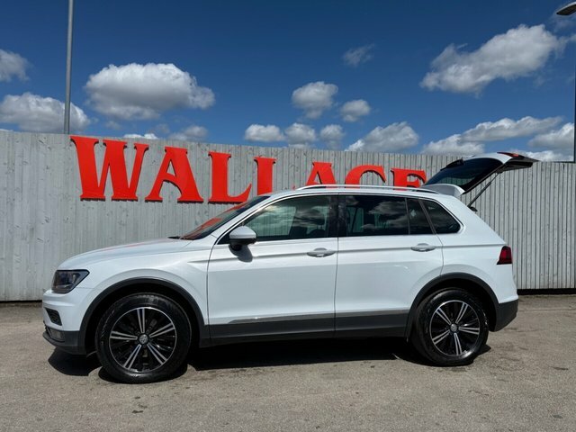 Volkswagen Tiguan Tiguan Se Nav Tdi Bluemotion Technology 4Motion YC18WXO Silver #4