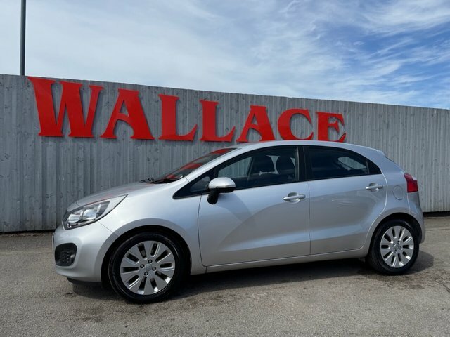 Kia RIO Hatchback Silver #5