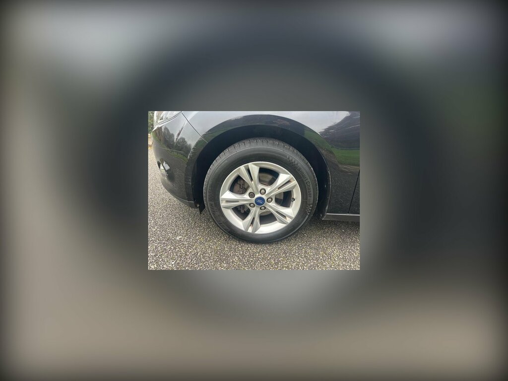 Ford Focus Zetec Black #6