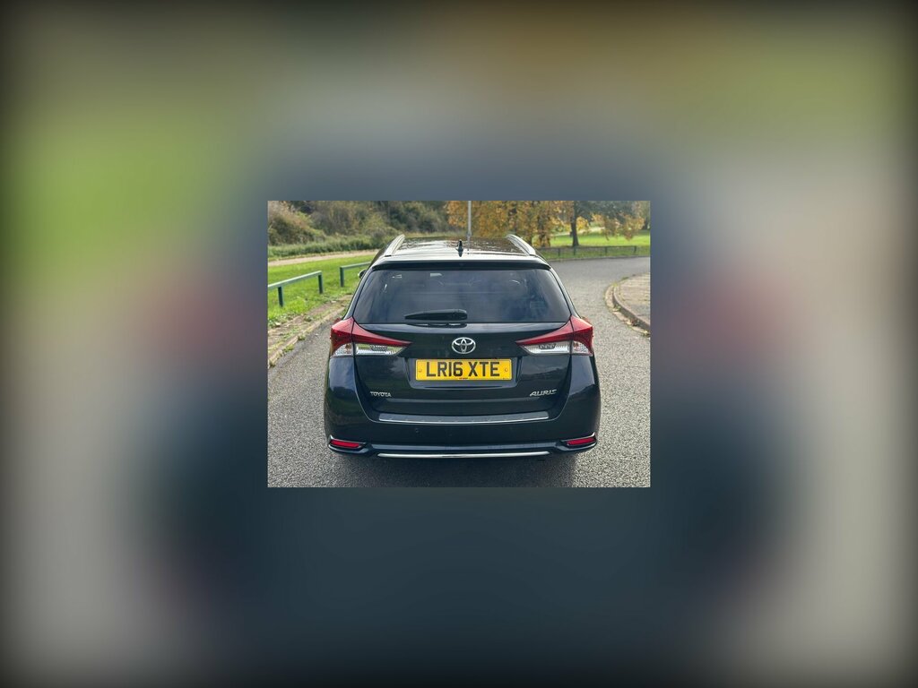 Toyota Auris Vvt-i Excel Touring Sports Tss LR16XTE Grey #2