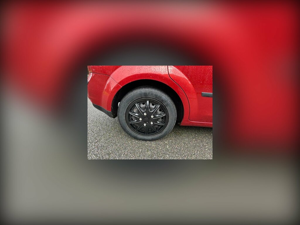 Ford Focus LX 16V Red #6