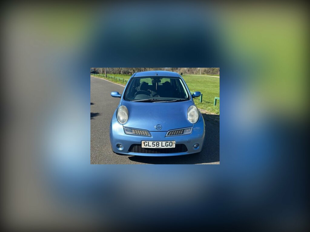 Nissan Micra Tekna Blue
