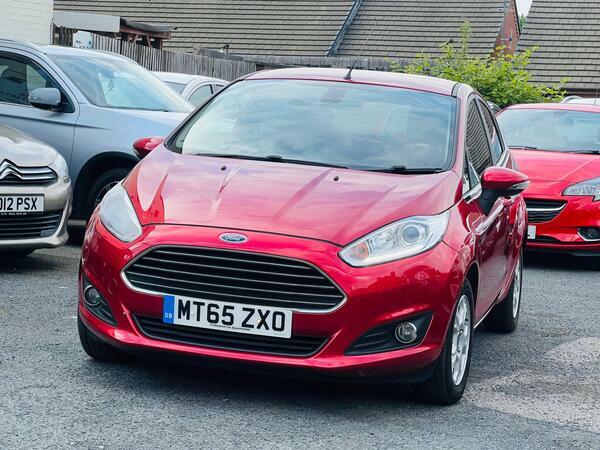 Ford Fiesta 1.5 Tdci Econetic Titanium Euro 6 Ss MT65ZXO Red #5
