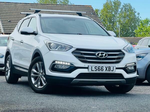 Hyundai Santa Fe 2.2 Crdi Blue Drive Premium 4Wd Euro 6 Ss White