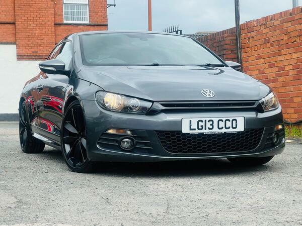 Volkswagen Scirocco 2.0 Tdi Bluemotion Tech R-line Dsg Euro 5 Ss Grey