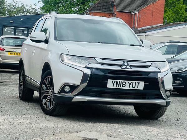 Mitsubishi Outlander 2.2 Di-d 3 4Wd Euro 6 White