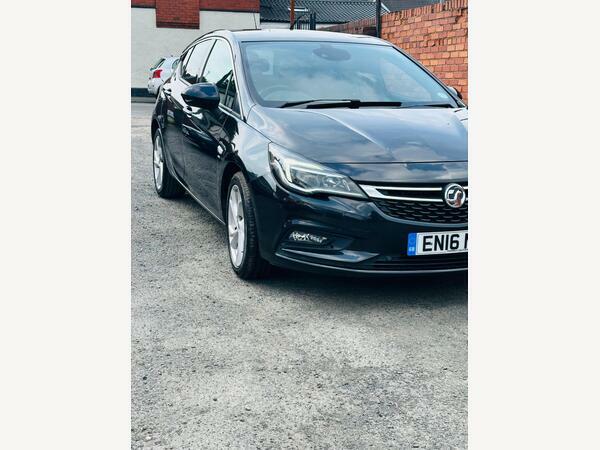 Vauxhall Astra 1.6 Cdti Biturbo Sri Euro 6 Ss EN16NXA Black #4