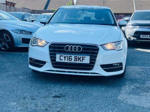 Audi A3 1.6 Tdi Ultra Se Technik Euro 6 Ss CY16BKF White #2