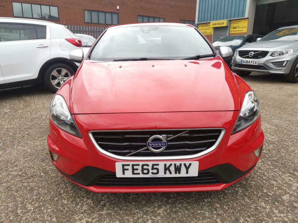 Volvo V40 2.0 T2 R-design Euro 6 S S FE65KWY Red #3