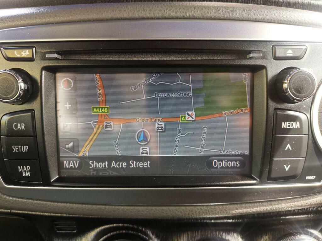 Toyota Yaris 1.33 Dual Vvt-i Tr Multidrive S Euro 5 CY61FUT Silver #5