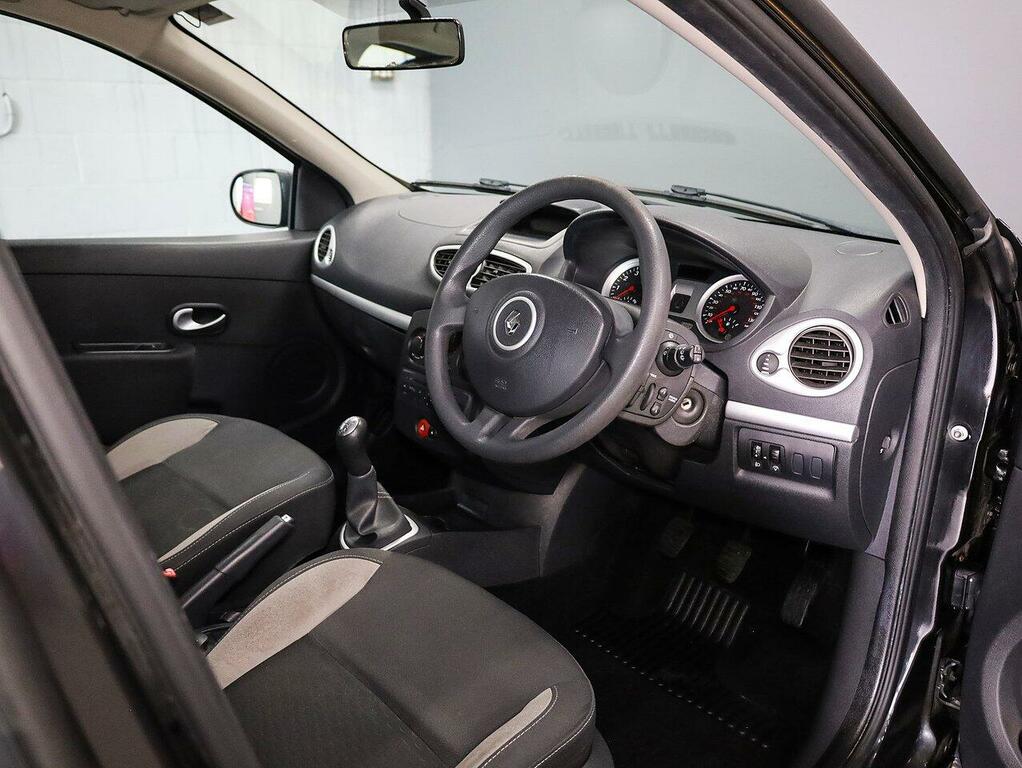 Renault Clio Hatchback A060LWR Black #3