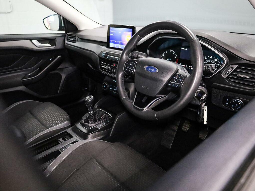 Ford Focus Ecoboost Trend Hatchback A022VNP Silver #3