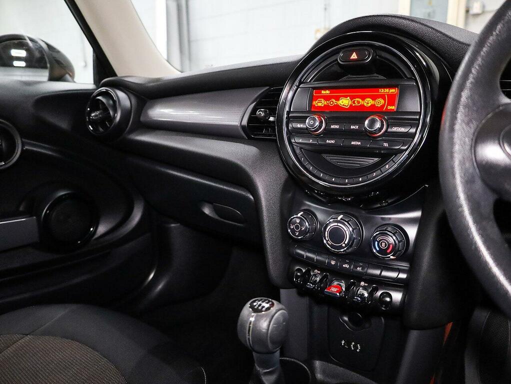 Mini Hatch Cooper Hatchback KT67FSE Black #4