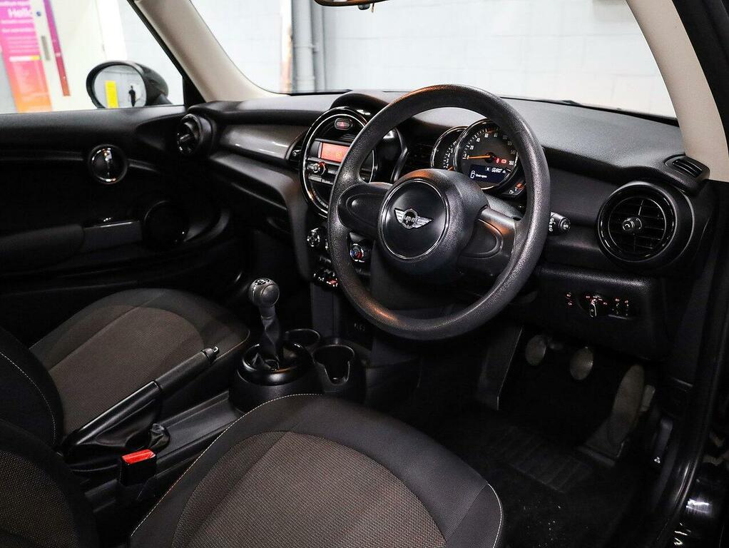 Mini Hatch Cooper Hatchback KT67FSE Black #3