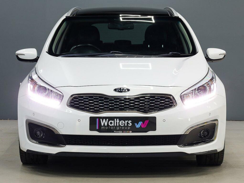 Kia Ceed Estate White