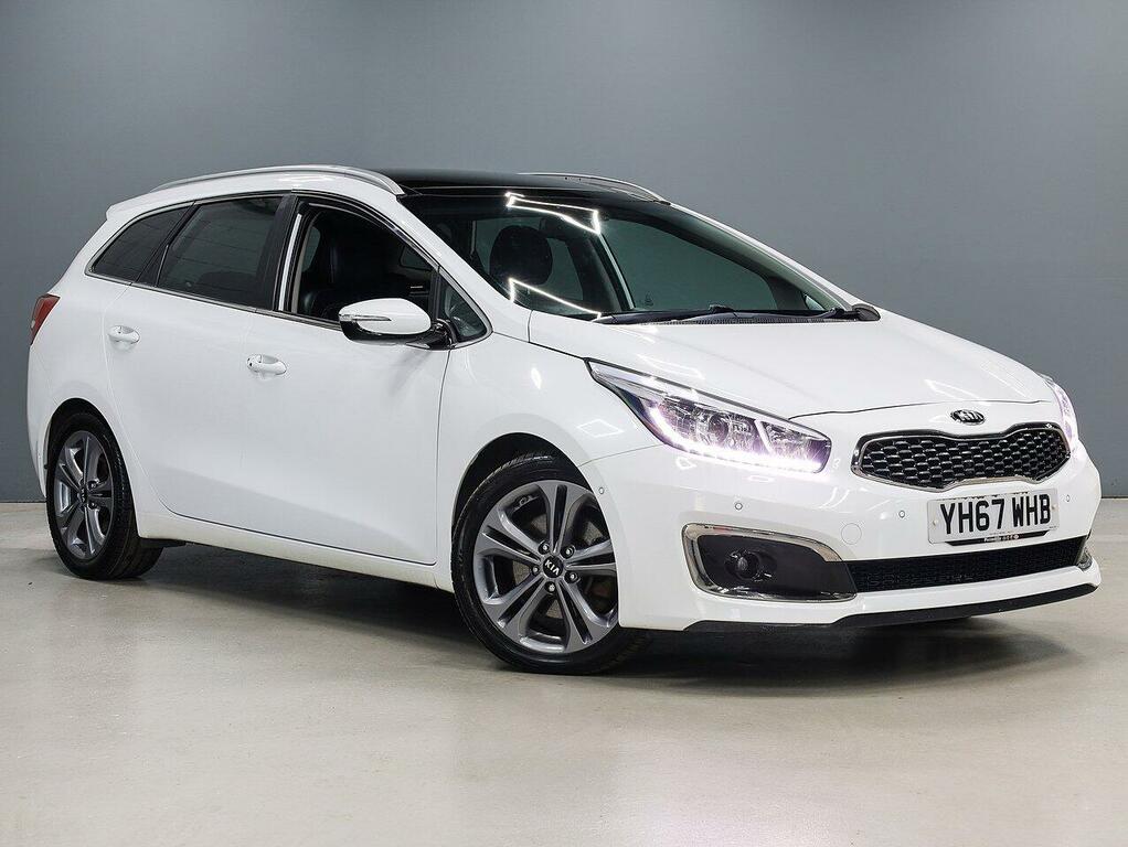 Kia Ceed Estate YH67WHB White #2