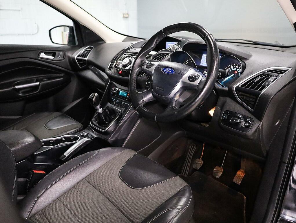Ford Kuga Tdci Titanium Suv AV65NME Black #3