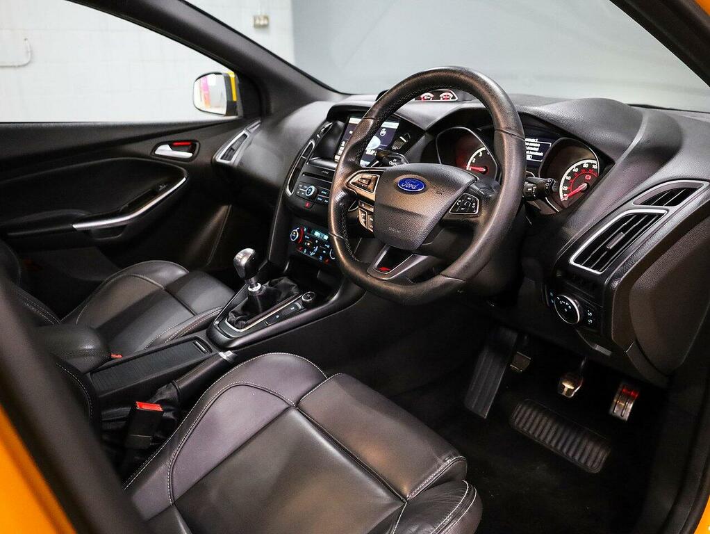 Ford Focus Ecoboost St-3 Hatchback CN16HKF Yellow #3
