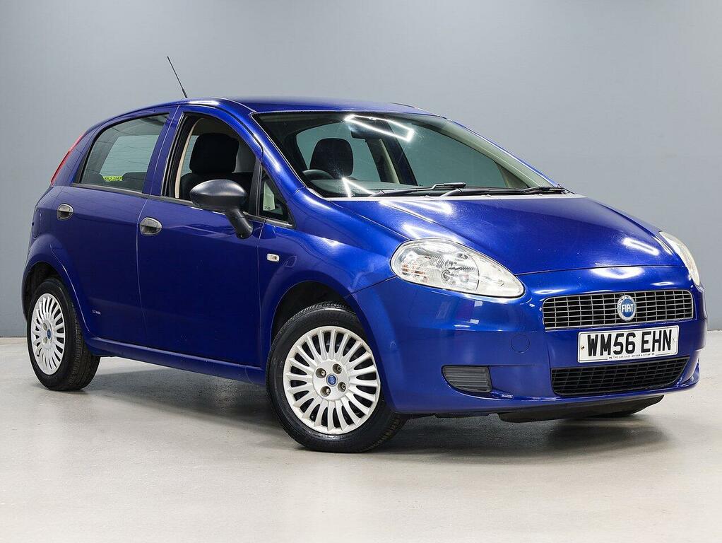 Fiat Grande Punto Hatchback Blue #2