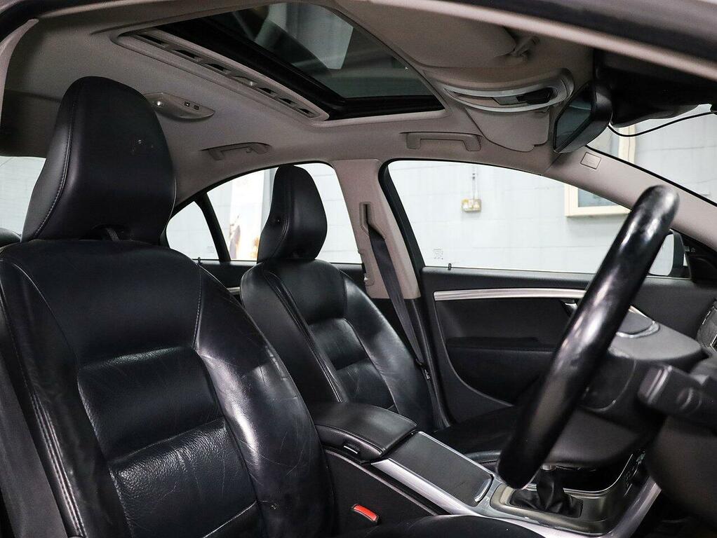 Volvo S80 2.0 D3 Se Lux Silver #14