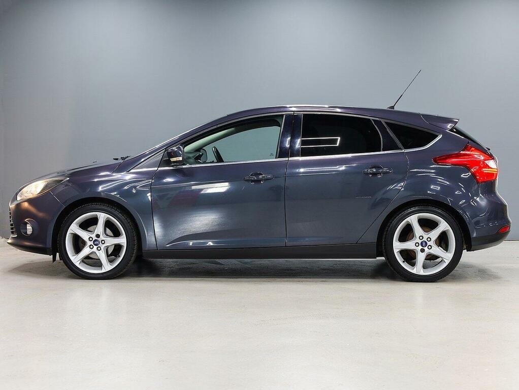 Ford Focus Titanium Hatchback EF61UUR Grey #6